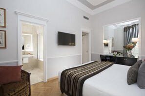 Room service – dining - Bettoja Hotel Massimo D'Azeglio (Rome)