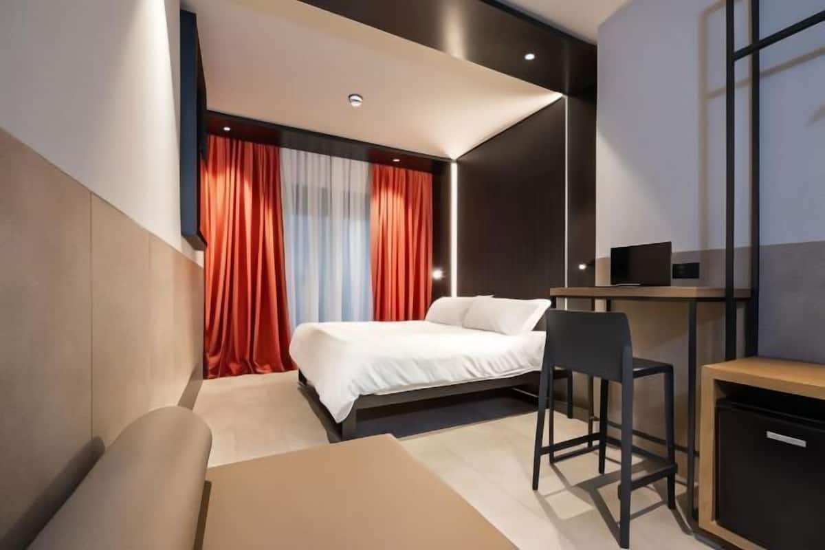 1 Schlafzimmer, Minibar, Zimmersafe, Schreibtisch