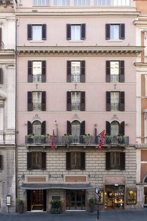 Front of property - Mascagni Hotel (Rome)