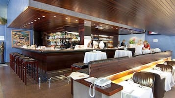 Bar (in der Unterkunft)