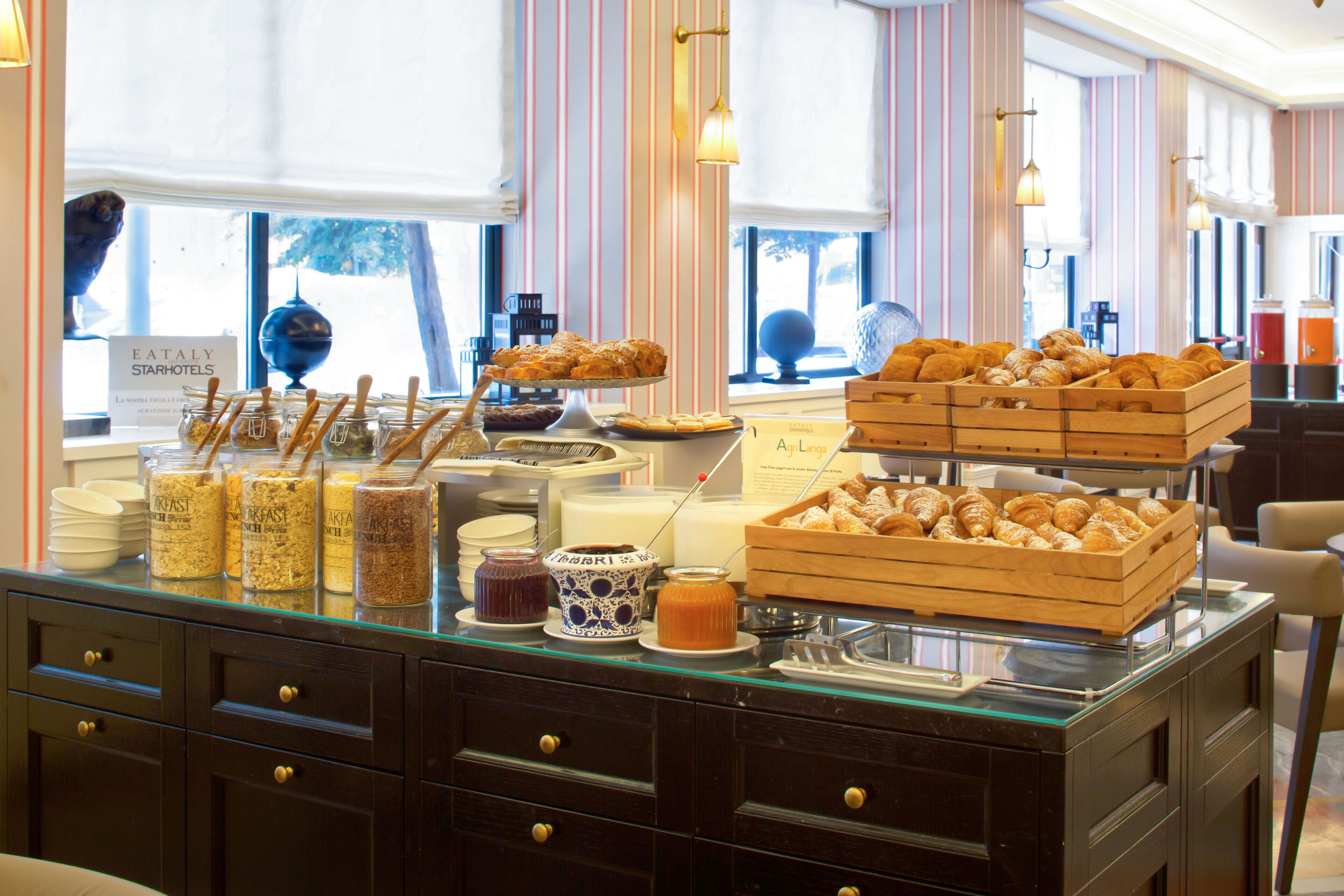 daily continental breakfast (eur 15 per person)