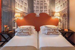 Chambre Deluxe Double ou avec lits jumeaux | Literie de qualité supérieure, minibar, coffres-forts dans les chambres