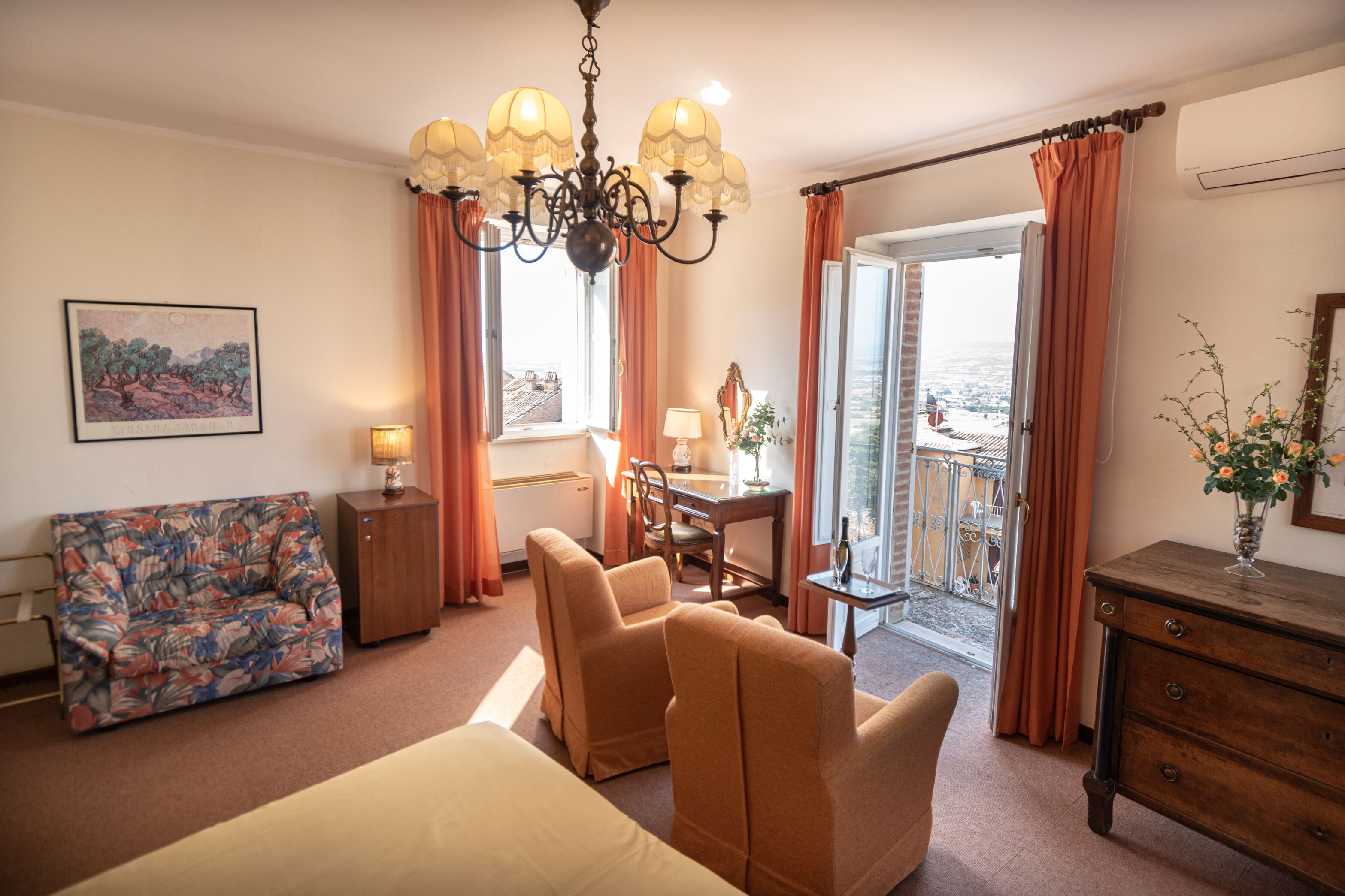 superior double room | 1 bedroom, desk, free wifi, bed sheets