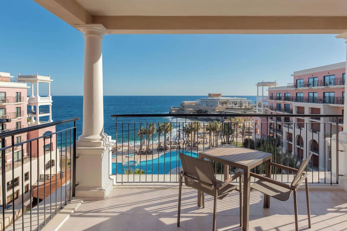 Superior Room, 2 Queen Beds, Sea View