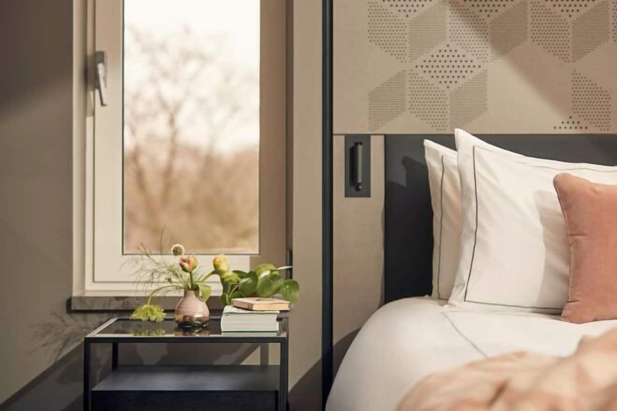 In-room safe, desk, soundproofing, iron/ironing board