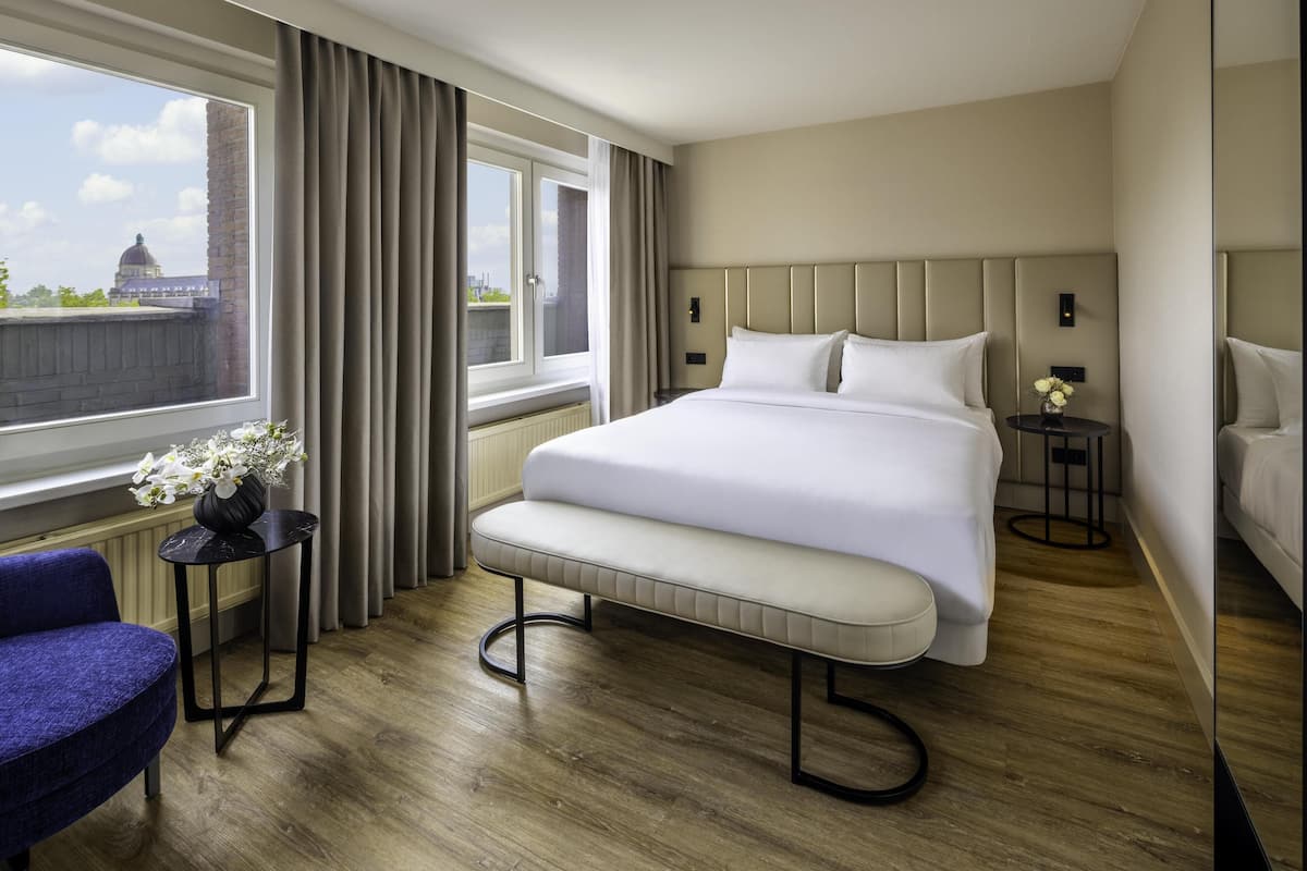 Standard Room (View) | 1 bedroom, minibar, in-room safe, desk