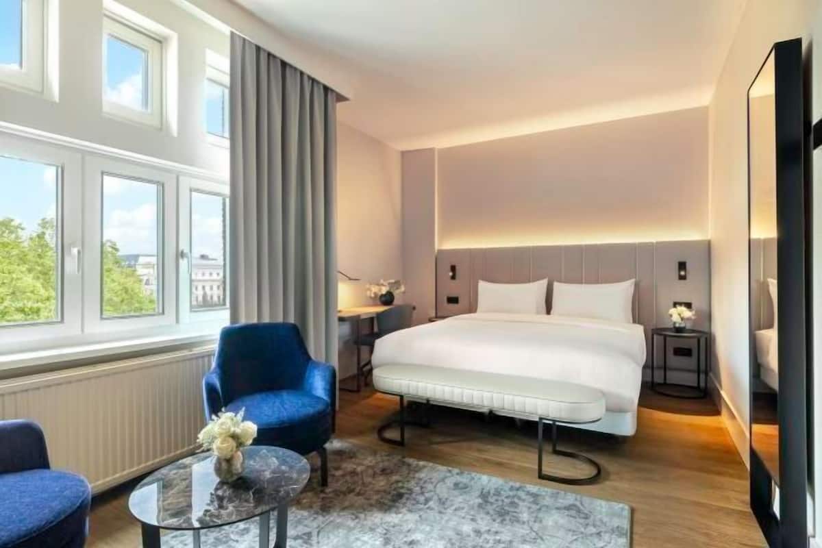 Minibar, in-room safe, desk, blackout curtains