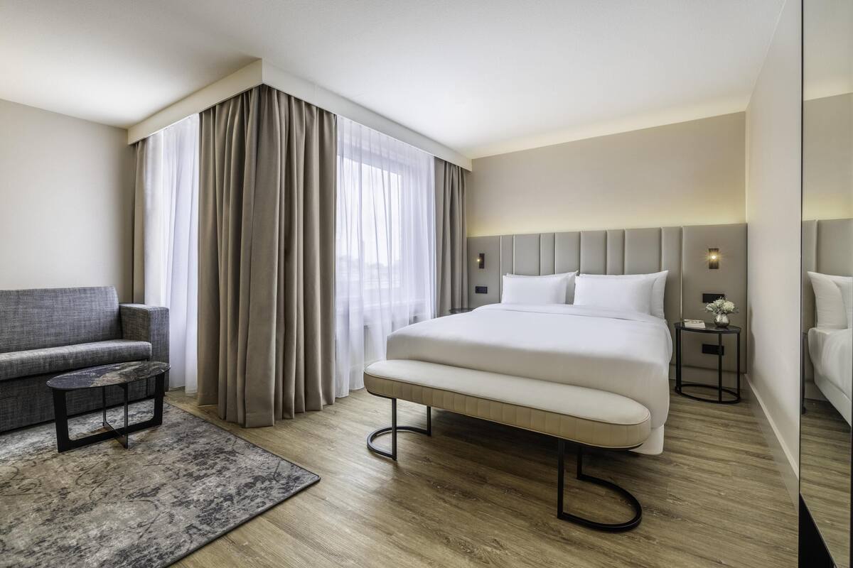 Minibar, in-room safe, desk, blackout drapes
