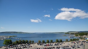 Vue sur le lac