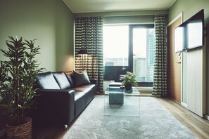 Deluxe Room | Pillowtop beds, bed sheets