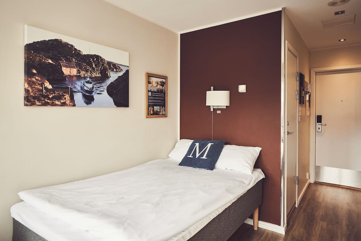 Habitación individual (Compact) | Camas con pillow-top y ropa de cama