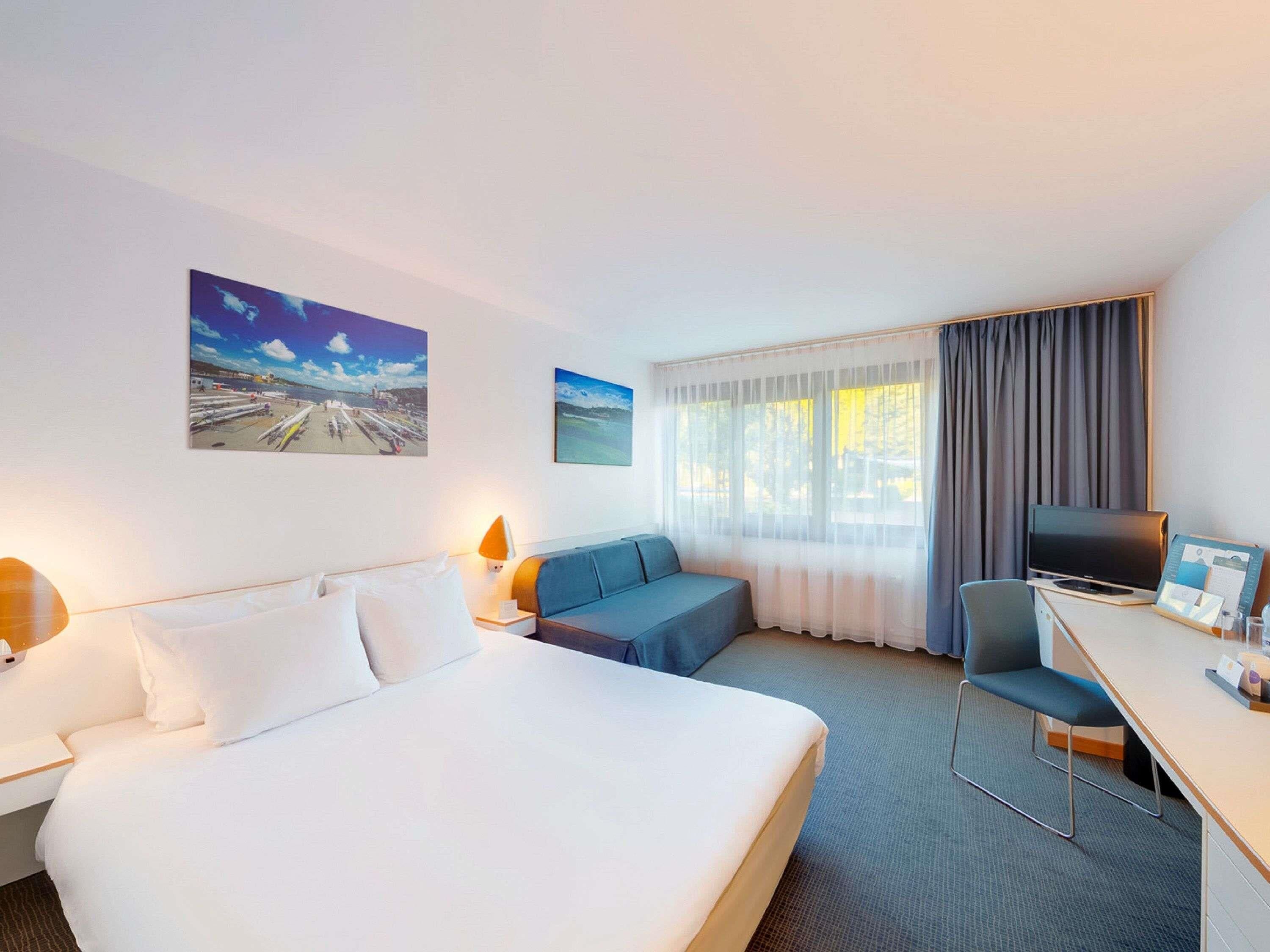 Desk, blackout drapes, free cribs/infant beds, free WiFi