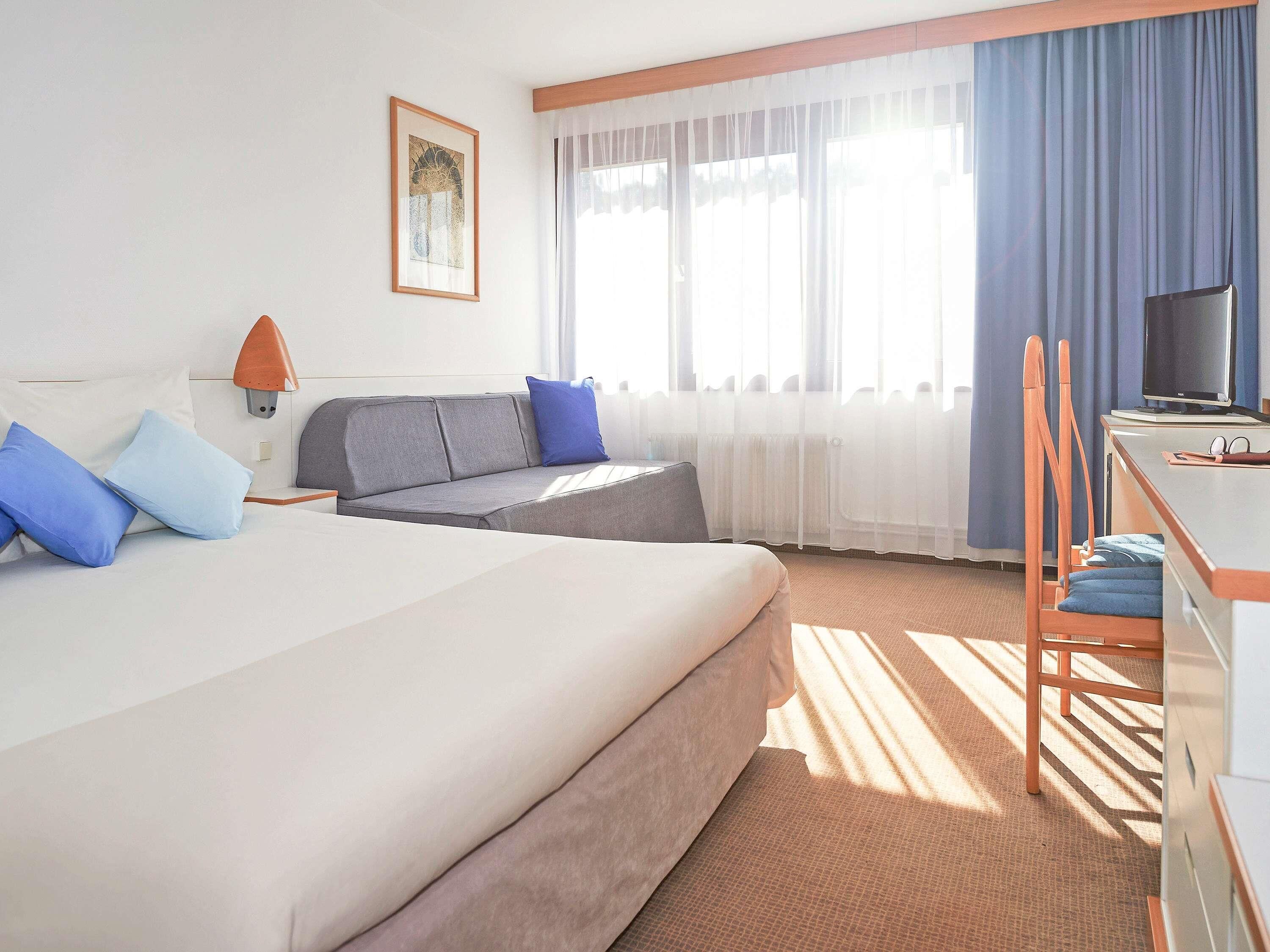 标准房, 1 张双人床和 1 张沙发床, 无障碍 | 办公桌、遮光窗帘、免费婴儿床、免费 WiFi