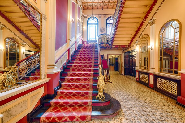 Reception hall