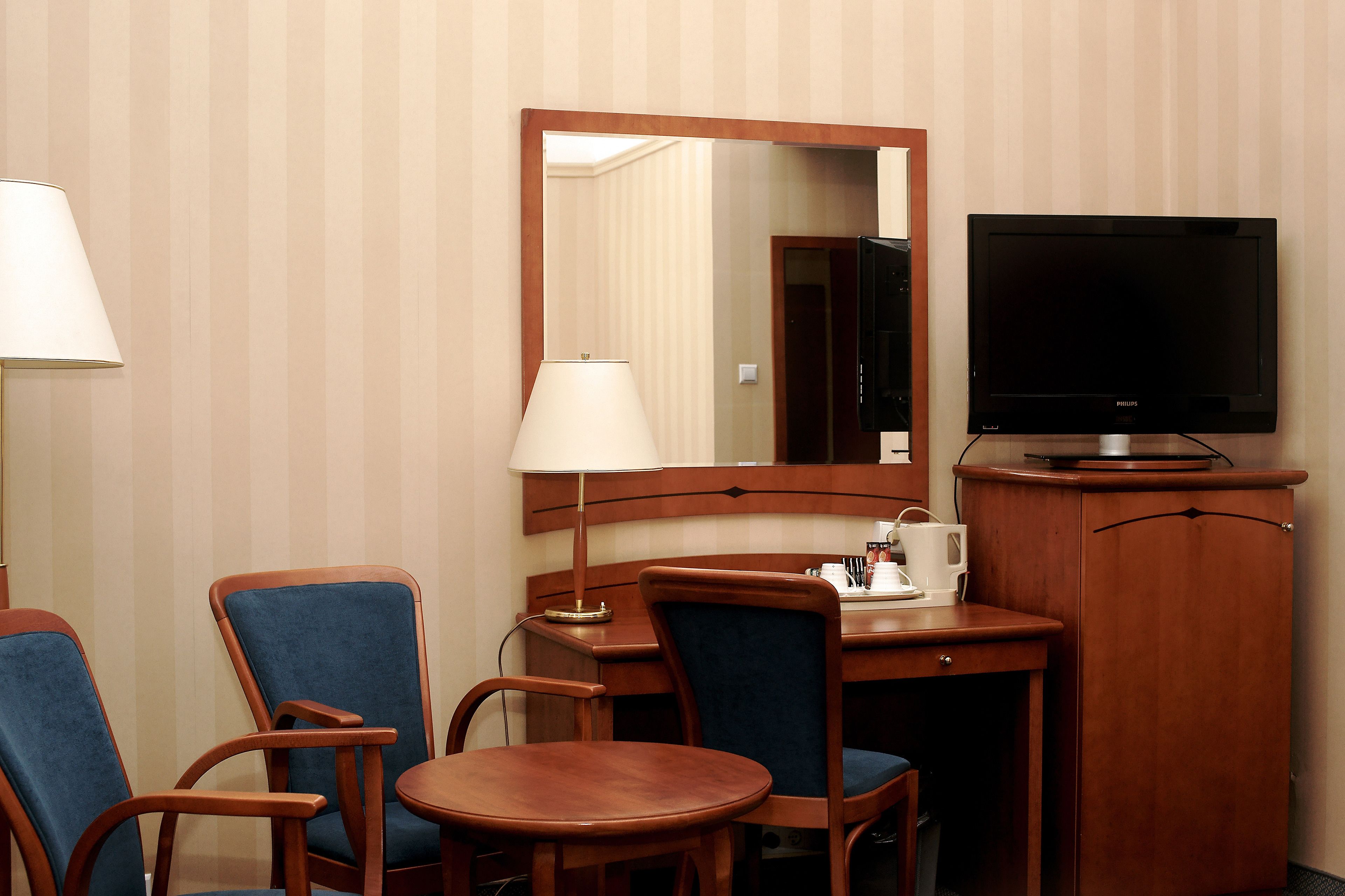 1 bedroom, minibar, in-room safe, desk