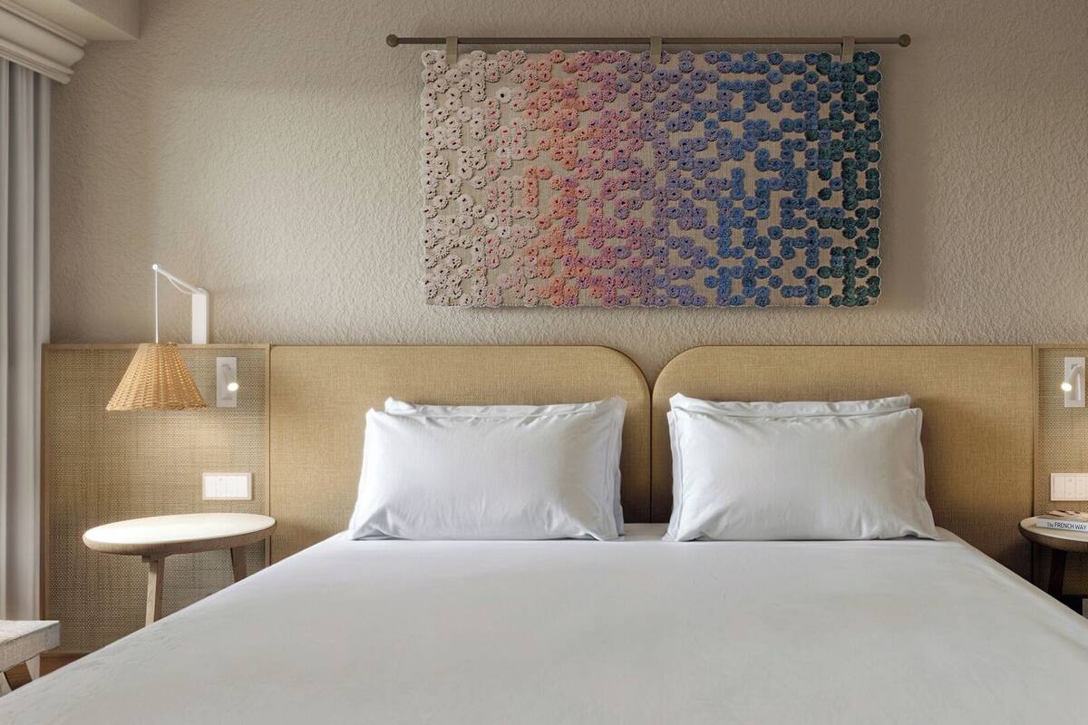 classic triple room, 2 single beds | minibar, in-room safe, desk, blackout curtains