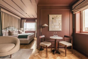 防过敏的被褥、客房内保险箱、遮光窗帘、隔音