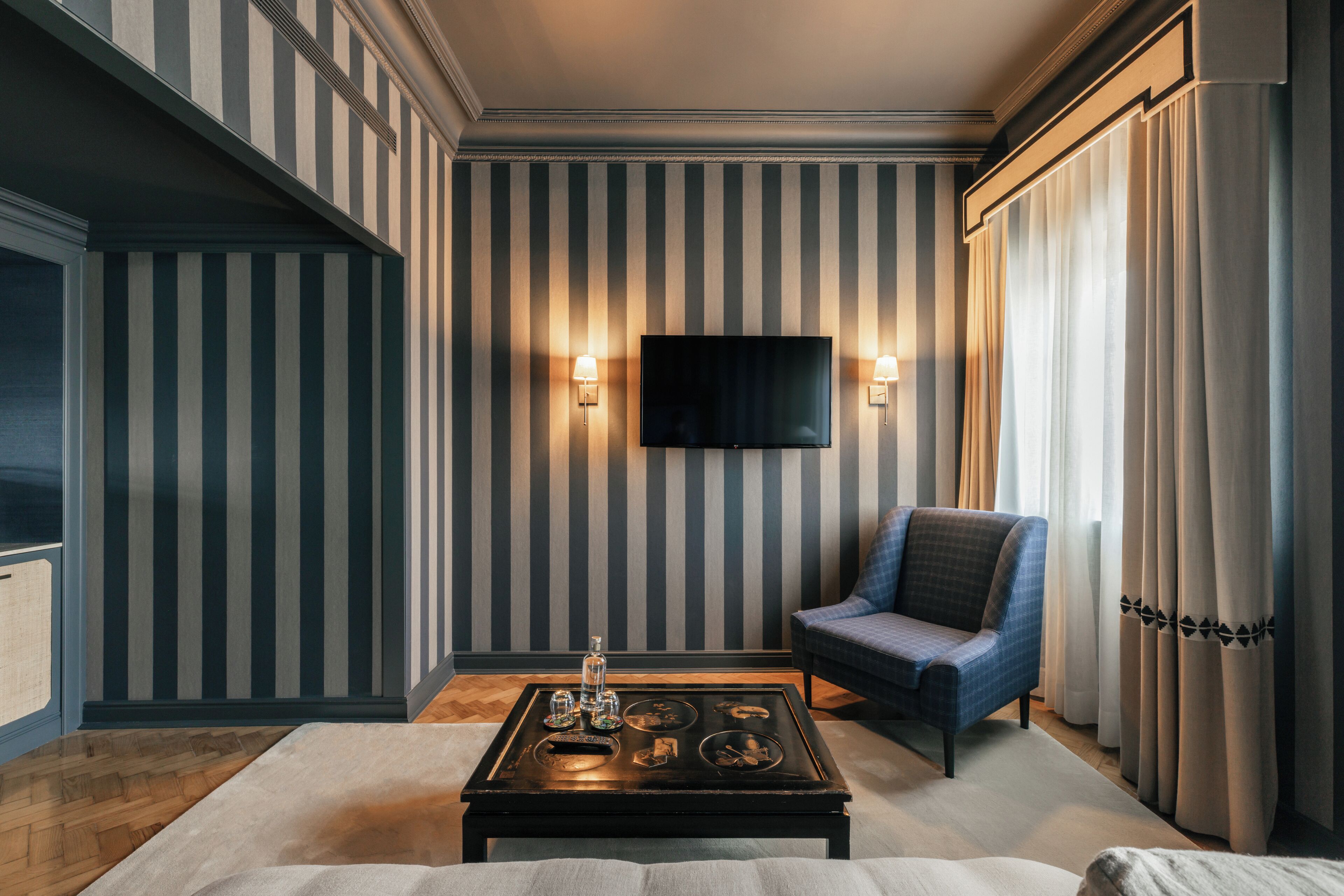 premium suite | 1 bedroom, hypo-allergenic bedding, in-room safe, blackout curtains