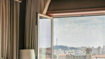 Literie hypoallergénique, coffres-forts dans les chambres