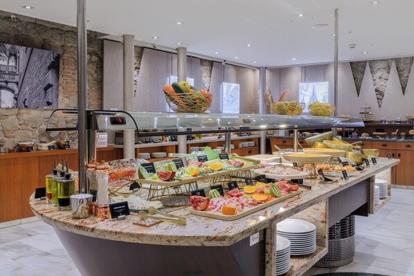Daily buffet breakfast (EUR 16 per person)