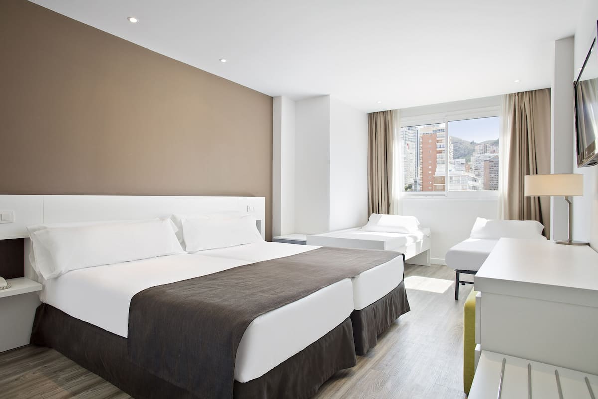 Desk, free WiFi, bed sheets