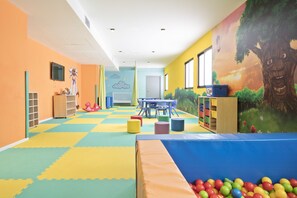 Children’s play area – indoor