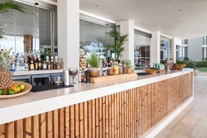 Bar (en el alojamiento)