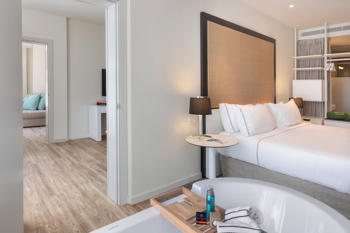 The Level, Grand Suite | 1 bedroom, premium bedding, minibar, in-room safe