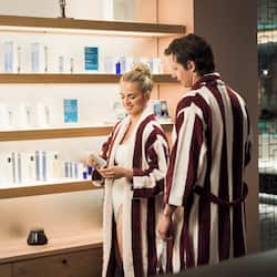 Bastu, kroppsbehandlingar, klassisk massage och gravidmassage