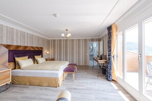 Standard Double Room | Desk, free WiFi, bed sheets