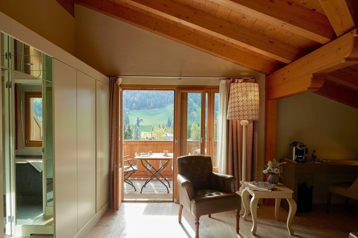 Ropa de cama de alta calidad, edredón y artículos del minibar gratis