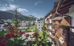 Terrace/patio - Hotel Waldhuus Davos (Davos)