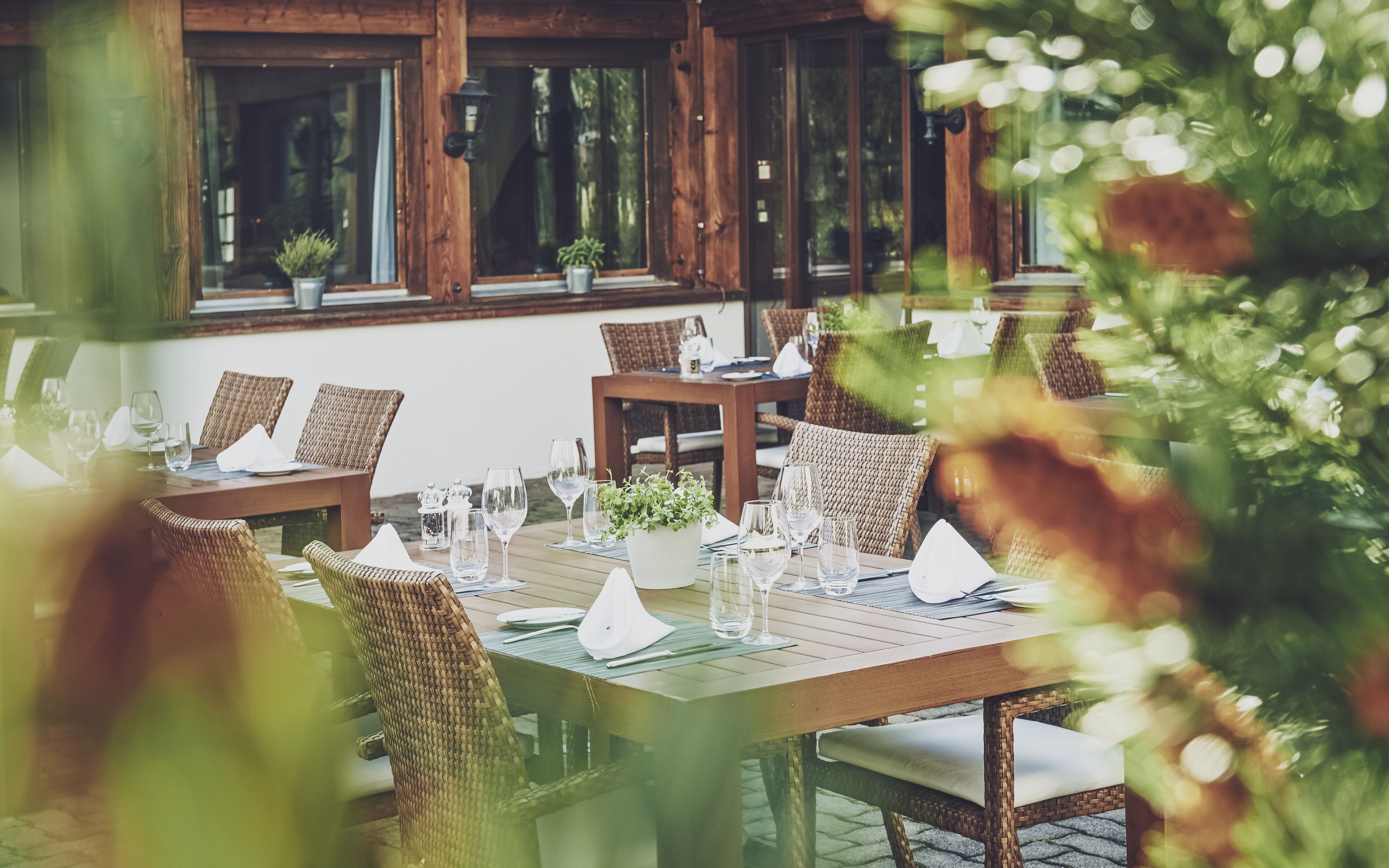 breakfast, lunch, dinner served; international cuisine, garden views