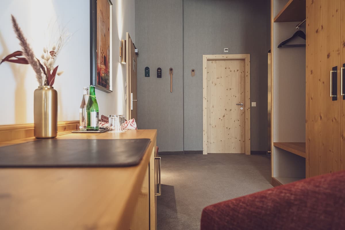 Suite Junior | Biancheria da letto di alta qualità, minibar, una cassaforte in camera