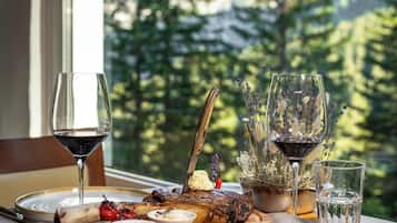 Frühstück und Abendessen