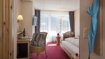 Ropa de cama hipoalergénica y artículos del minibar gratis