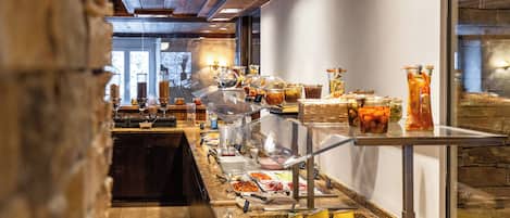 Petit déjeuner buffet compris tous les jours