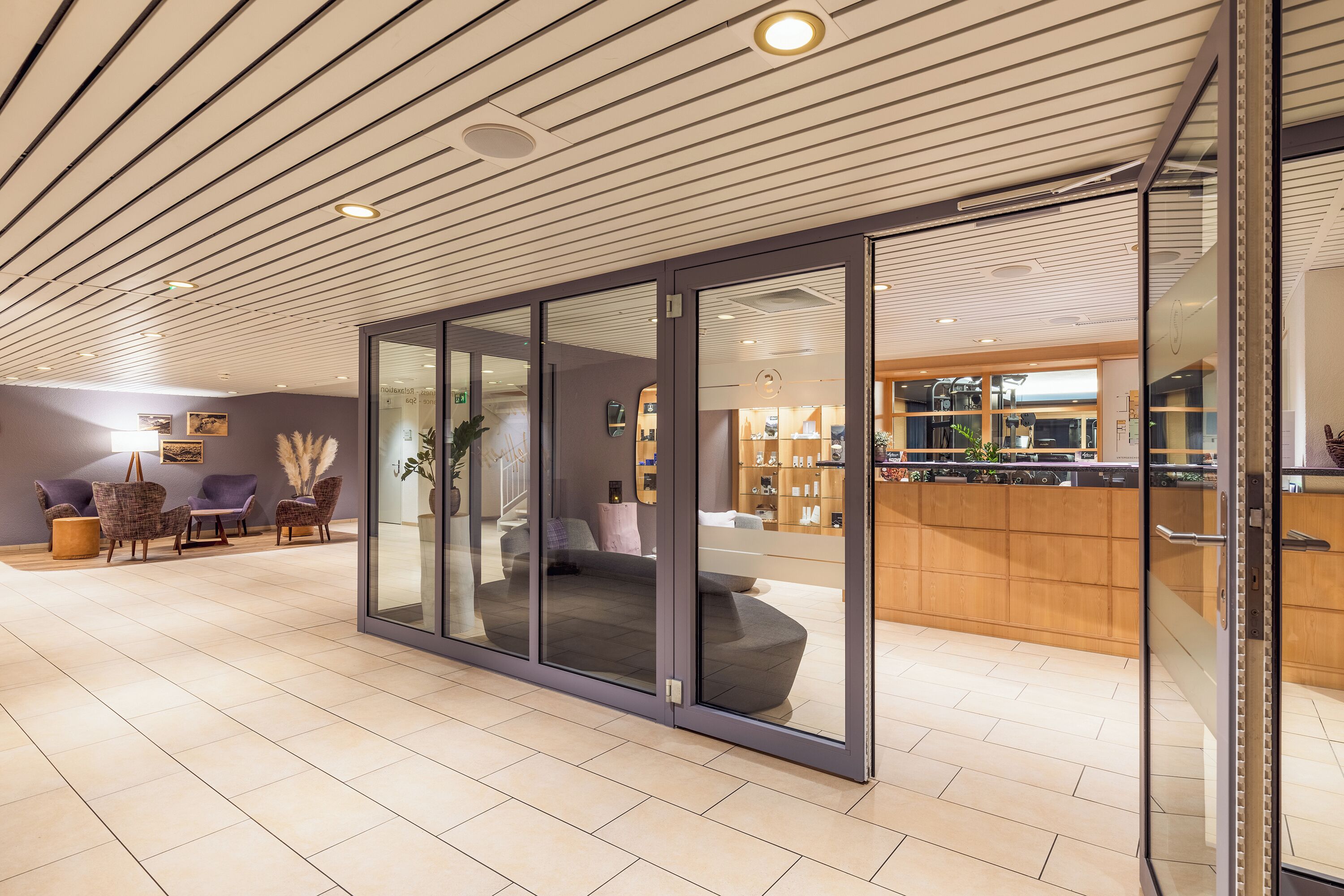 sauna, steam room, body treatments, hydrotherapy, body wraps