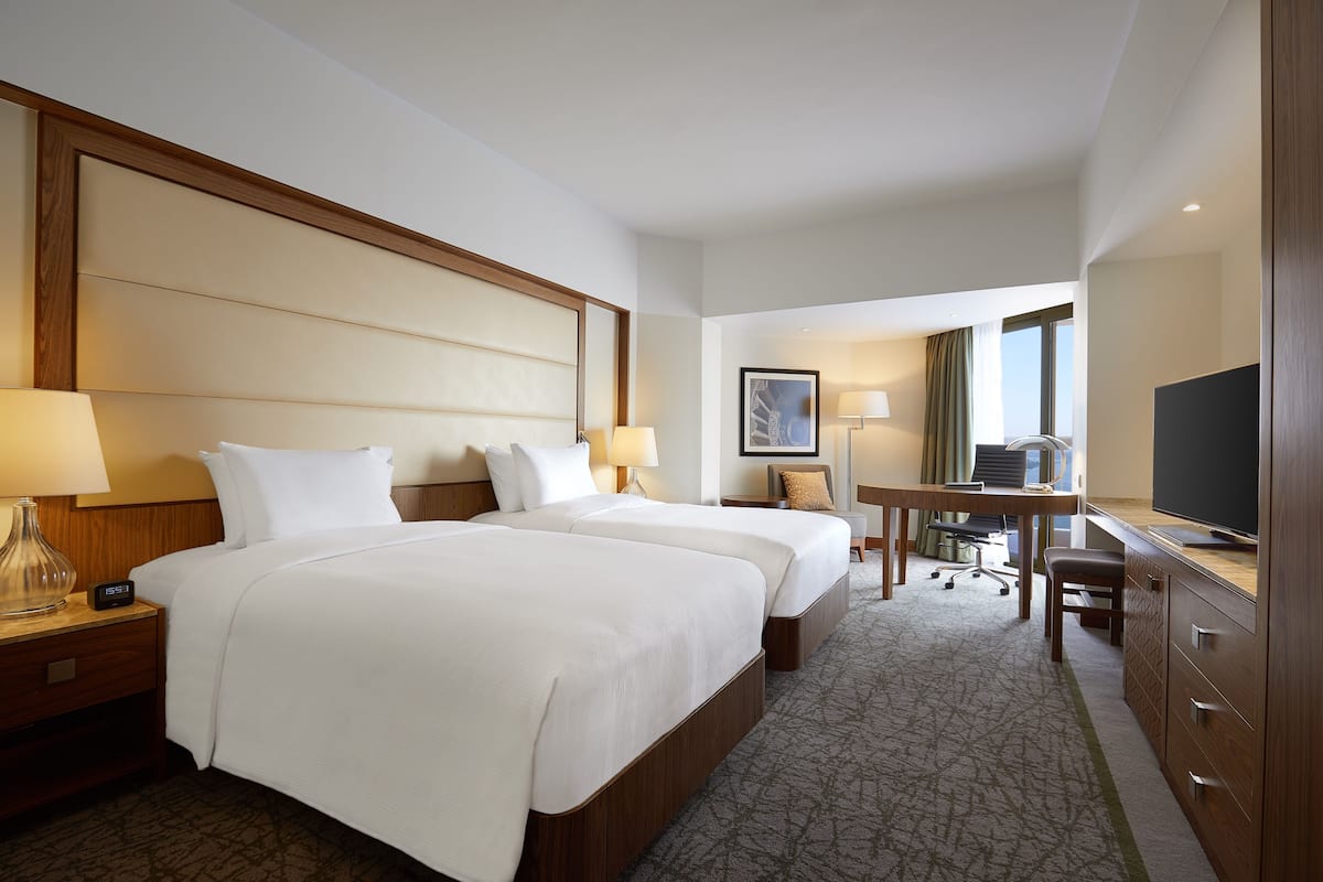 Executive Room, 2 Twin Beds, City View | Egyptian cotton sheets, premium bedding, down comforters, pillowtop beds