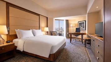 Executive Room, 1 King Bed, City View | Egyptian cotton sheets, premium bedding, down comforters, pillowtop beds