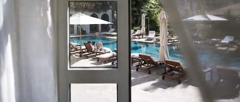 Seasonal outdoor pool