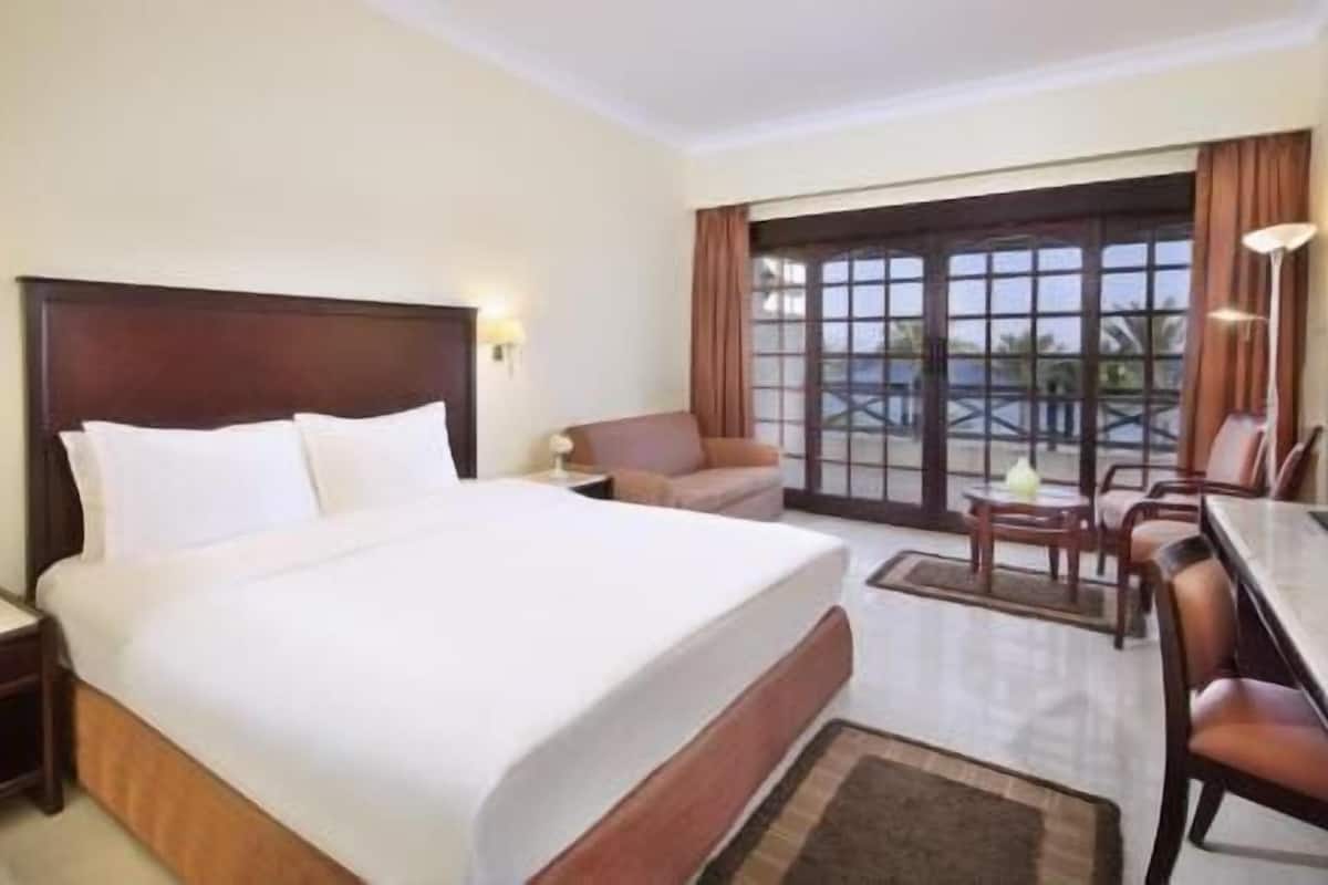 Minibar, in-room safe, blackout drapes, iron/ironing board