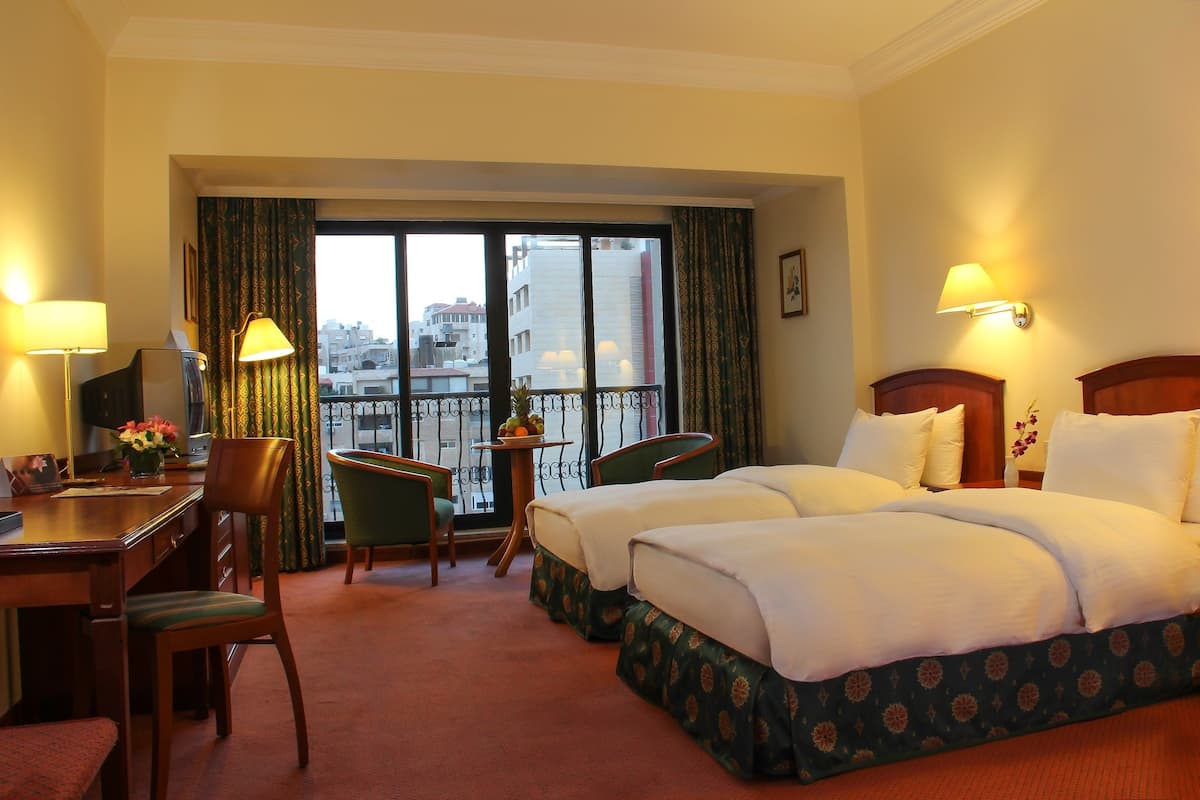 Standard Room, 2 Twin Beds | Minibar, in-room safe, iron/ironing board, WiFi (free)