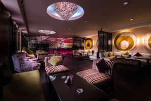 5 bares o lounges, bar deportivo