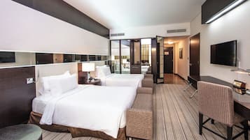 1 bedroom, Egyptian cotton sheets, premium bedding, down duvets