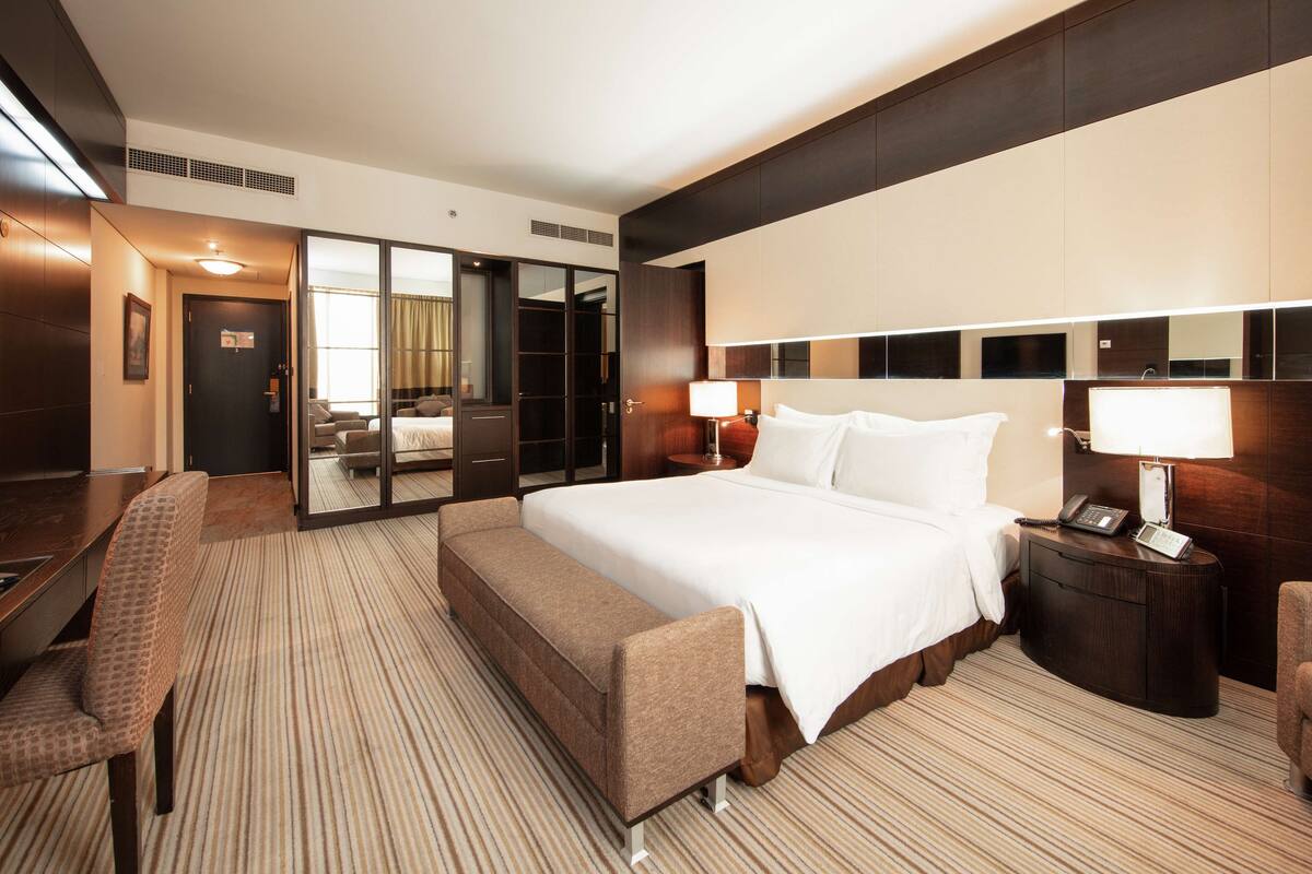 junior suite | 1 bedroom, egyptian cotton sheets, premium bedding, down duvets