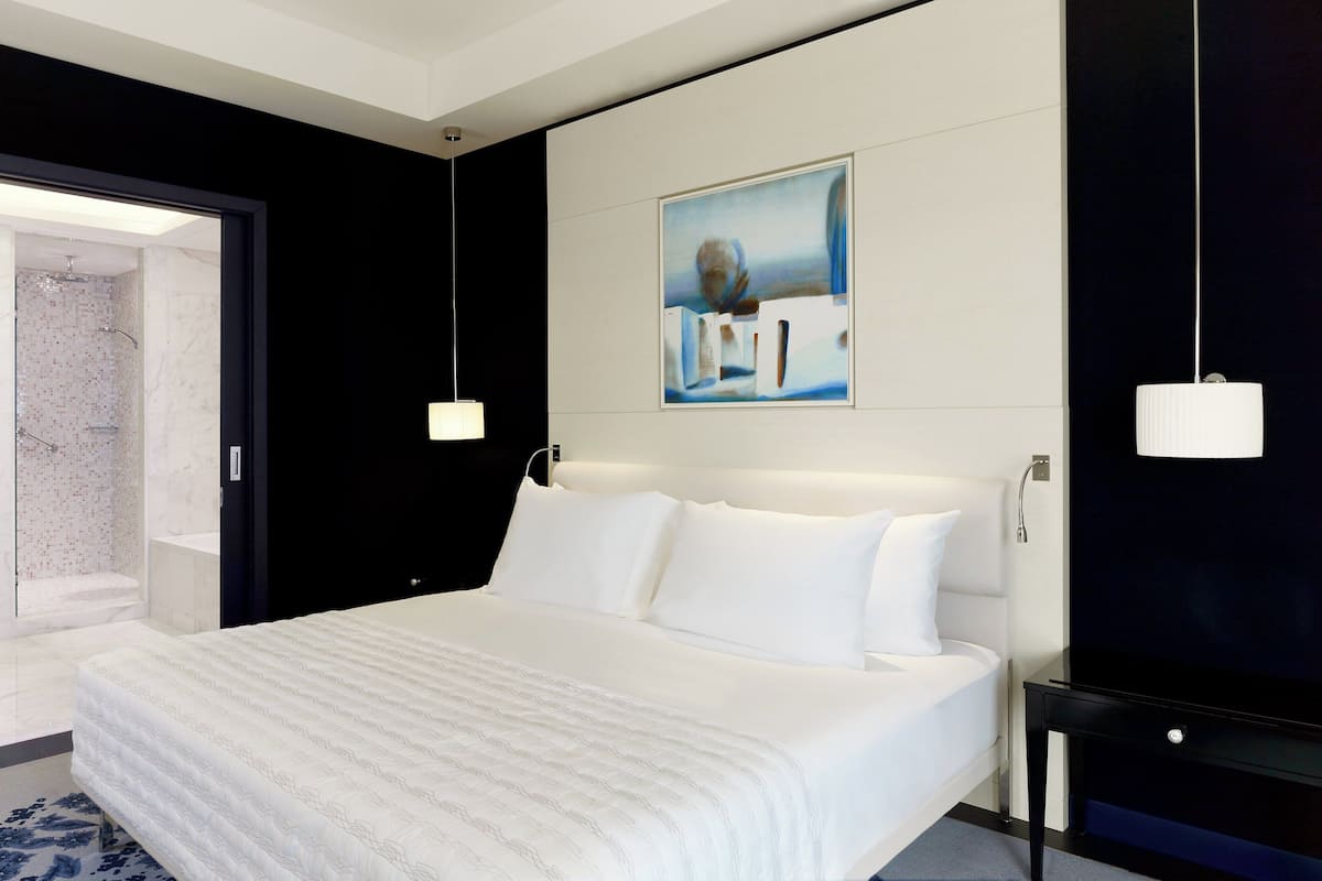 Executive Suite, 1 King Bed, Non Smoking