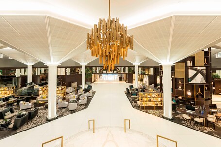 Le Meridien Dubai Hotel Conference Centre - Image 23