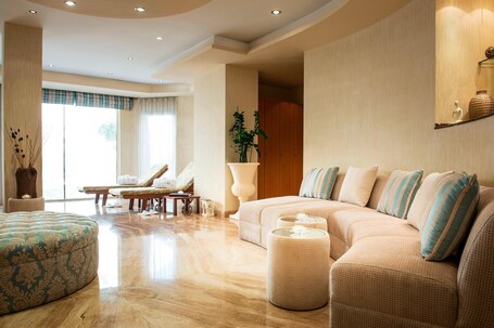 Le Meridien Dubai Hotel Conference Centre - Image 81