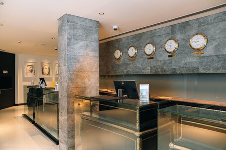 Le Meridien Dubai Hotel Conference Centre - Image 56